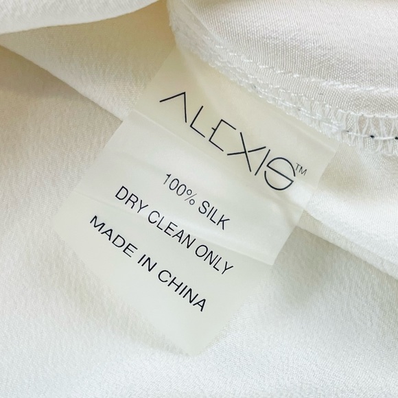 ALEXIS • 100% Silk White/Black Contrast Long Sleeve Button-Down Shirt, S - Picture 12 of 13